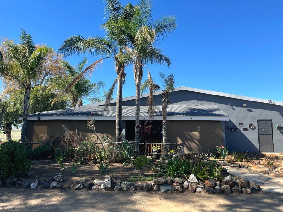 3 Bedroom Property for Sale in Upington Rural Northern Cape